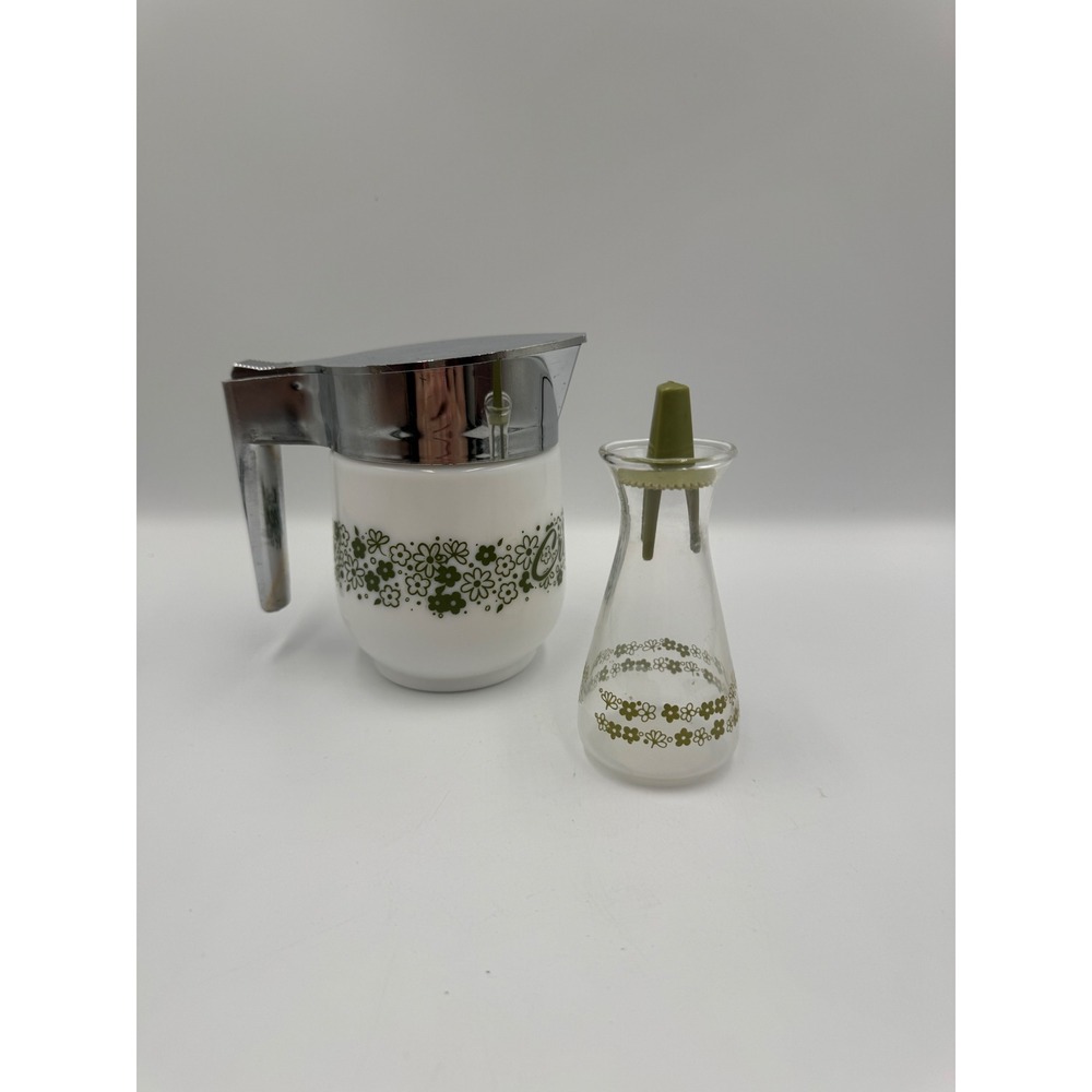 Vintage Pyrex Spring Blossom Green Creamer Pitcher and Shaker Crazy Daisy